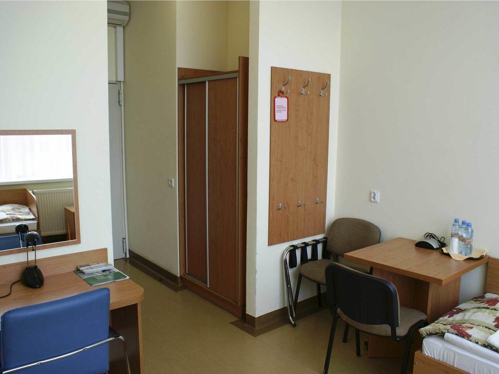 Bit Hotel Bielsko-Biala Exterior photo
